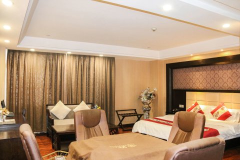 米易鑫丽格调酒店