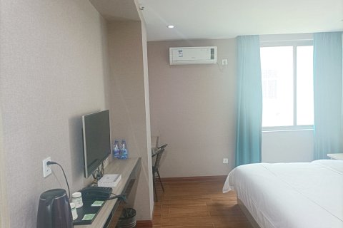 吴川川汇商务酒店(第三中学店)