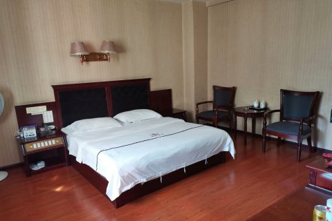 福贡荣都商务酒店