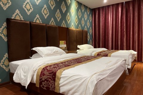 藤县港龙商务酒店