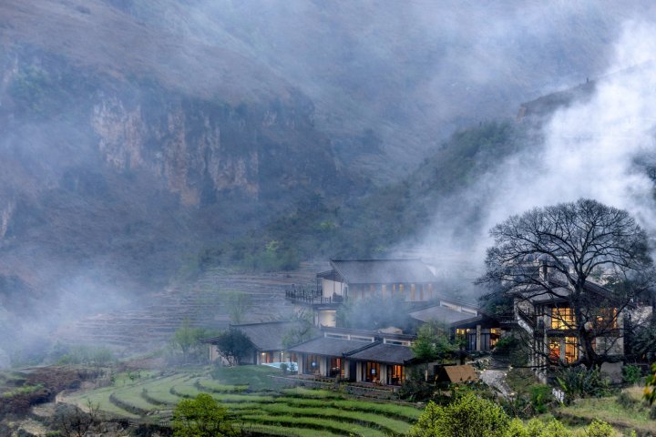 枕宿·枕山河峡谷野奢度假民宿