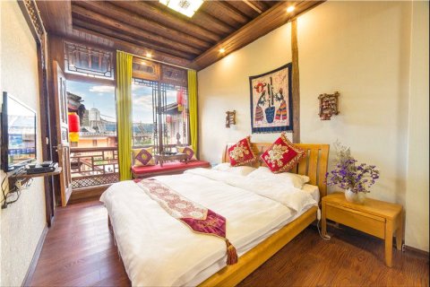 丽江束河古镇蜜语客栈