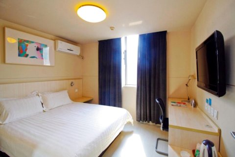 一路同行连锁酒店(合肥火车站地铁站店)