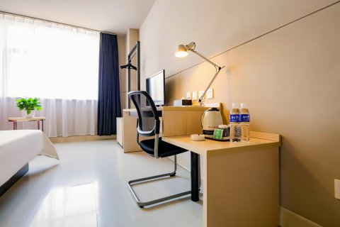 锦江之星(宝鸡高铁站店)