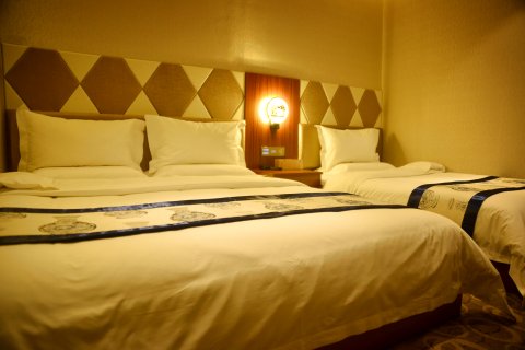 锐思特连锁酒店(集安鸭绿江店)