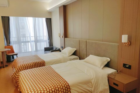 佰岛公寓(珠海城轨明珠站店)