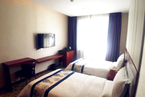 锐思特连锁酒店(集安鸭绿江店)