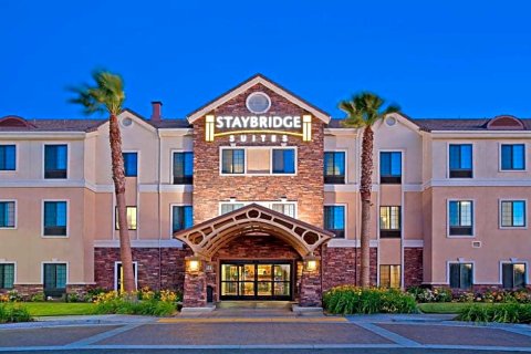 棕榈谷住桥套房酒店(Staybridge Suites Palmdale, an IHG Hotel)