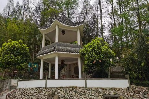 什邡市万兴温泉花园酒店