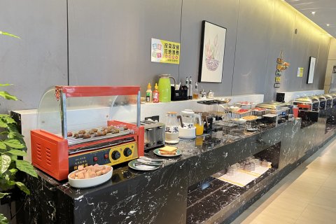 张家港新世汇酒店(沙洲路步行街曼巴特广场店)