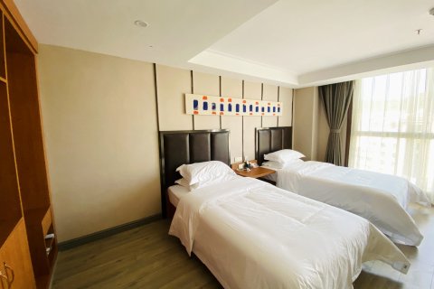 威宁阅舍轻居酒店