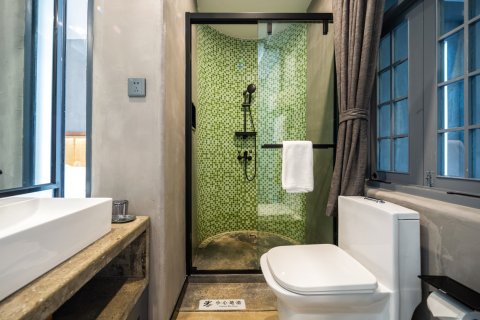 学而山房·山海经民宿(三亚大东海南边海路店)