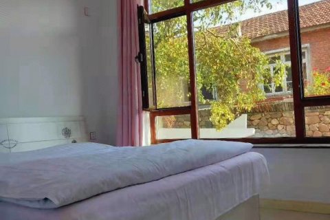 宽甸大牛沟闫家大院民宿(云海店)