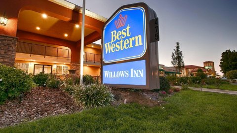 威洛斯贝斯特韦斯特酒店(Best Western Willows Inn)