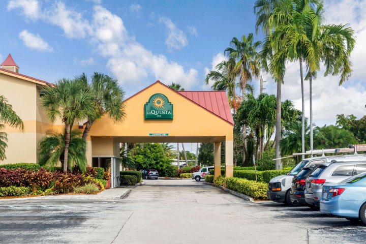 劳德代尔堡东北昆塔旅馆(La Quinta Inn by Wyndham Ft. Lauderdale Northeast)