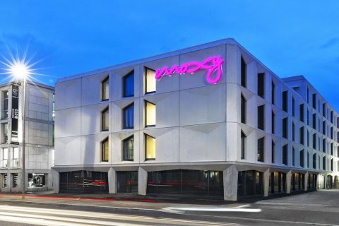 洛桑市莫克西 酒店(Moxy Lausanne City)