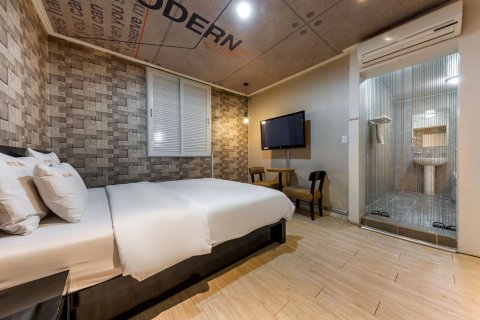 Suwon Motel Namu