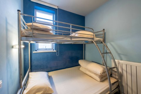 百时快捷酒店(沈阳故宫怀远门地铁站店)