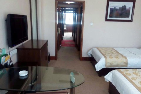 克什克腾旗热水商务会议中心酒店(神树街分店)