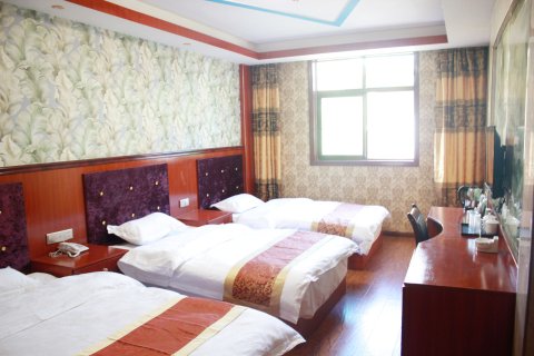 云天商务酒店(拉萨贡嘎机场店)