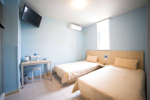 百时快捷酒店(沈阳故宫怀远门地铁站店)