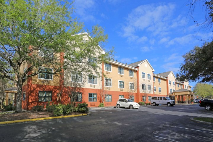 长住美国酒店 - 坦帕 - 北 - USF - 景点(Extended Stay America Suites - Tampa - North - USF - Attractions)