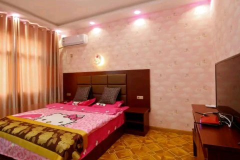 关中情商务宾馆(西安国际机场店)