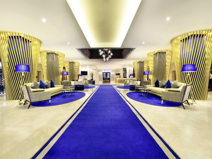 迪拜米娜美居黄金酒店(Mercure Gold Hotel, Jumeirah, Dubai)