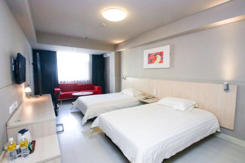 锦江之星酒店(阜阳红旗中学二里井夜市店)