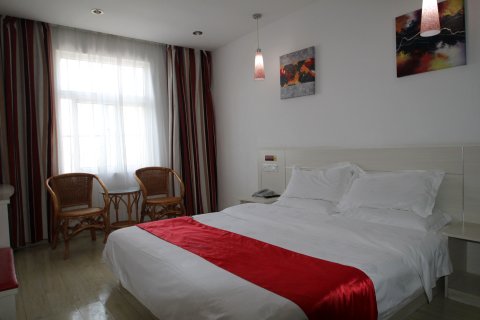 尚客优酒店(东海高铁站店)