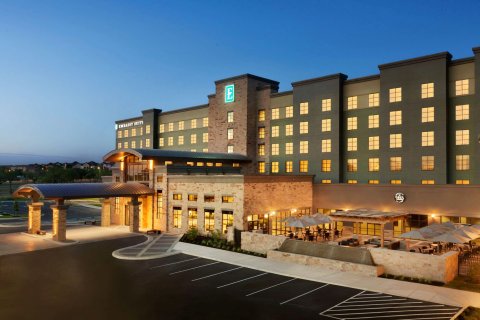 圣安东尼奥布鲁克 SPA 酒店希尔顿大使套房(Embassy Suites San Antonio Brooks City Base Hotel & Spa)