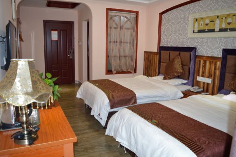 高安瑞阳风情主题酒店