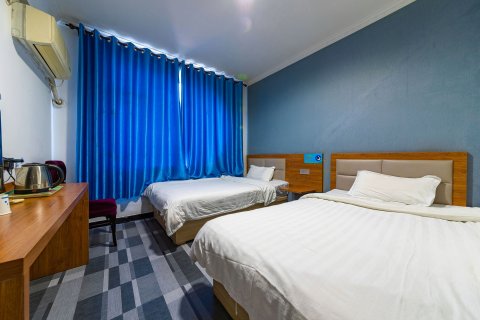 假日宾馆(河间京开路店)