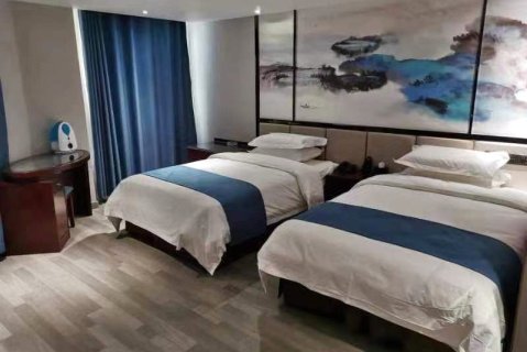 玉都酒店(格尔木八一路地下商业街昆仑公园店)