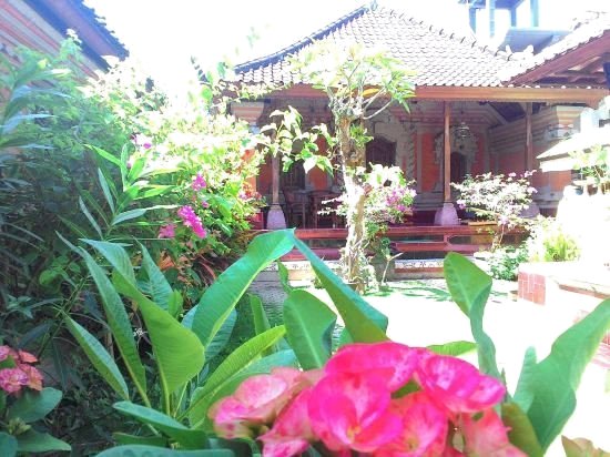 甘德拉旅馆(Gandra Guest House)