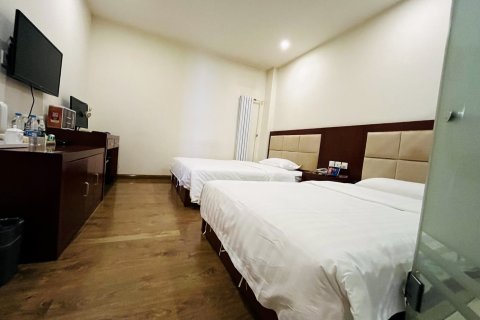 天津爱在春天商务酒店(静海一中店)