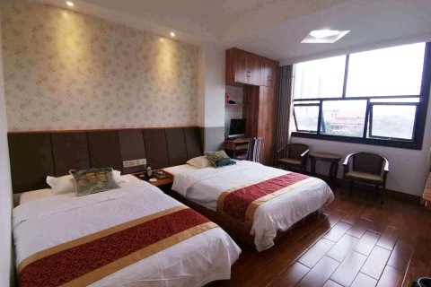 江华天鹅湖商务酒店