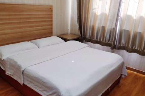 假日宾馆(廊坊高铁站店)