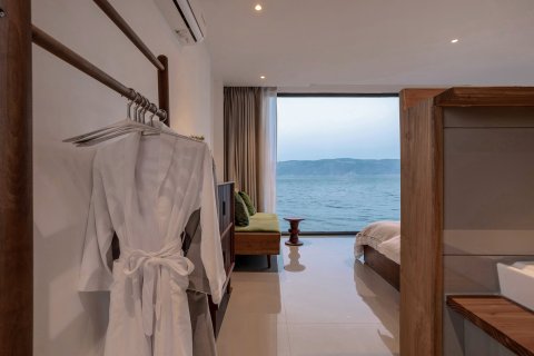 大理洱海娜里海景度假酒店(洱海S湾中心店)