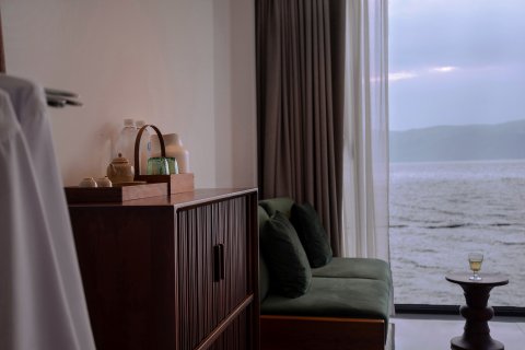 大理洱海娜里海景度假酒店(洱海S湾中心店)