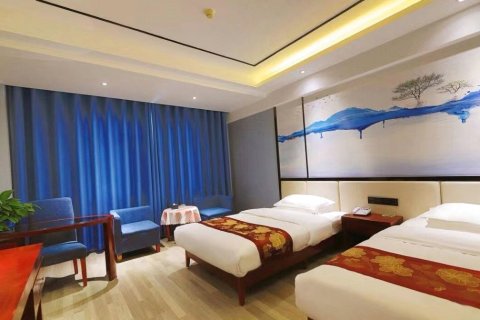 玉都酒店(格尔木八一路地下商业街昆仑公园店)