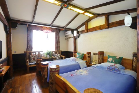 蝶恋花客栈(张家界武陵源国家森林公园店)