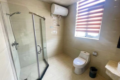 天津爱在春天商务酒店(静海一中店)