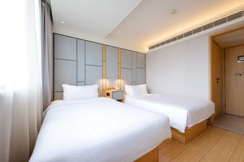 全季酒店(杭州武林门地铁站店)