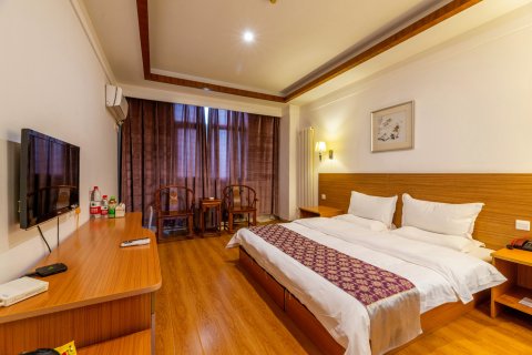 鄢陵道得居酒店