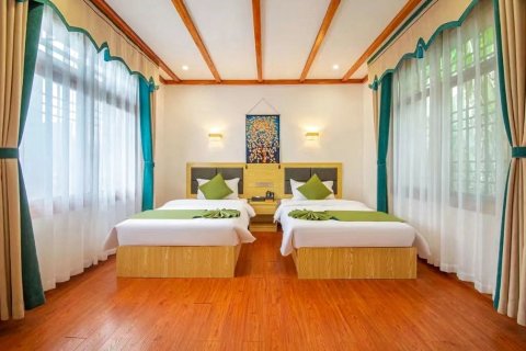 小七孔氧心谷红枫度假酒店