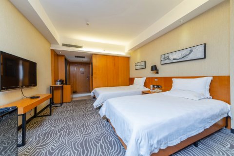 富蓝特回酒店(张家界阳光水岸店)