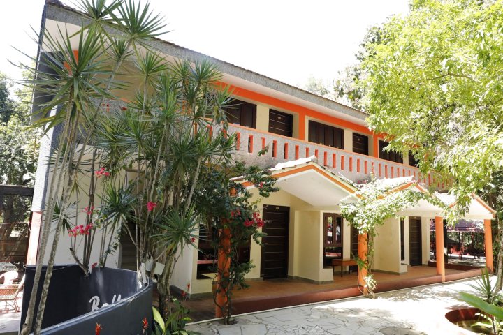 三布拉姆鲁斯特度假酒店(Sambhram Roost Resort)
