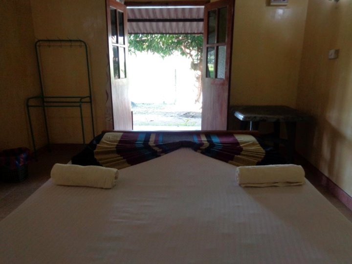 波隆纳鲁沃休闲旅馆(The Polonnaruwa Rest Guest House)