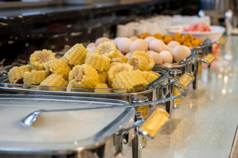 蓝石酒店(遵义红花岗区高铁站店)